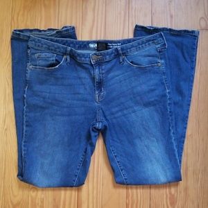 Mid-rise Skinny Bootcut Jeans